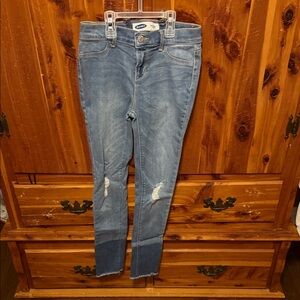 “Pre-Owned” Old Navy Girls Distressed Skinny Jeans - Size 12 Great Condition